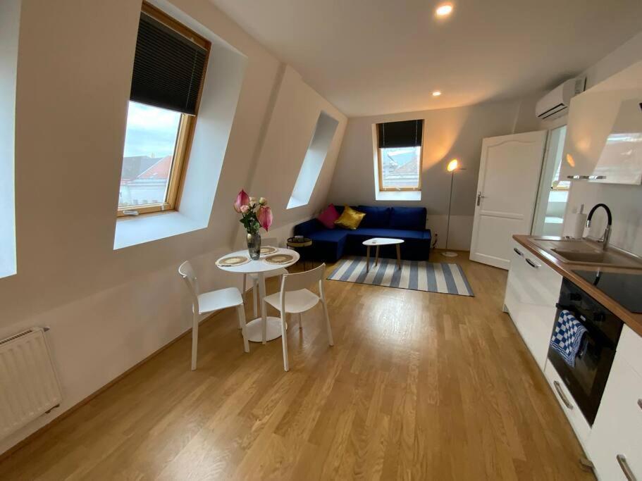 The Viewpoint L Dg4'12 Apartment Виена Екстериор снимка
