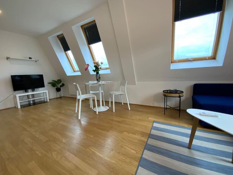 The Viewpoint L Dg4'12 Apartment Виена Екстериор снимка